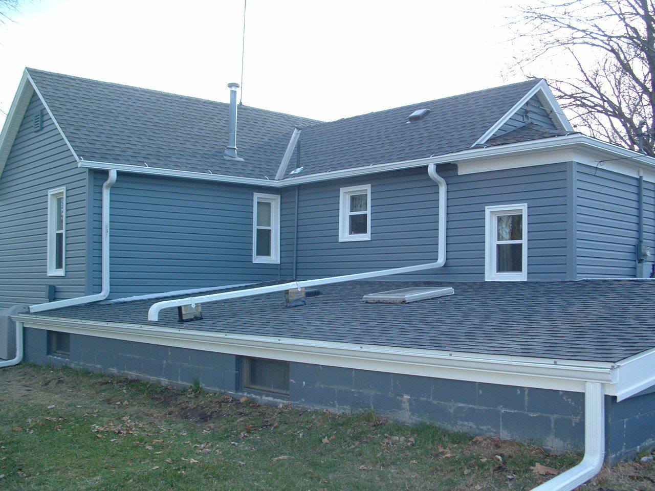 great roofing services provided to Lincoln Nebraska